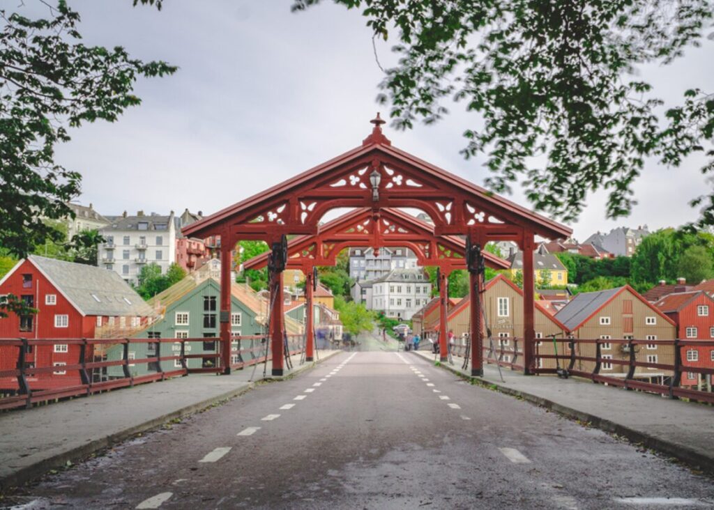 Risdal Touring | Sommer i Trondheim med Spelet om Heilag Olav