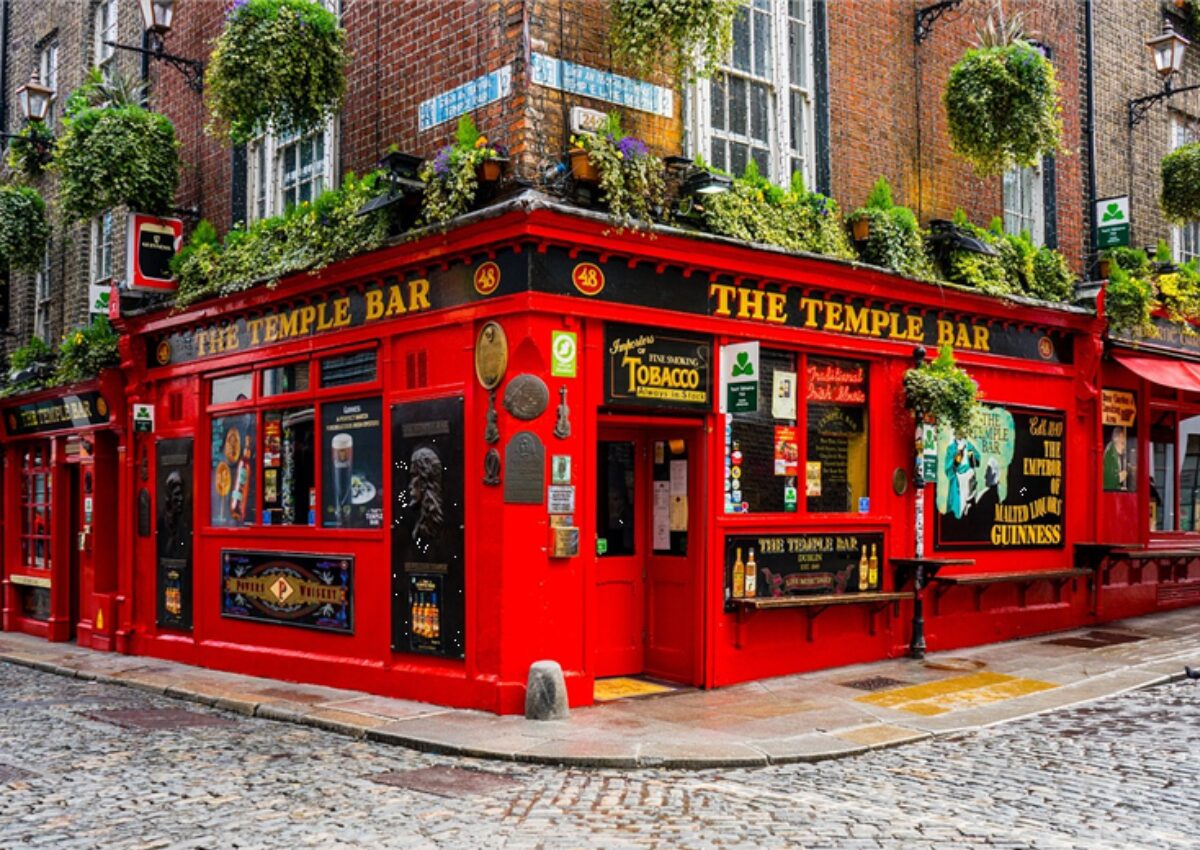 Bli med Risdal Touring og Egil Olsen til Dublin